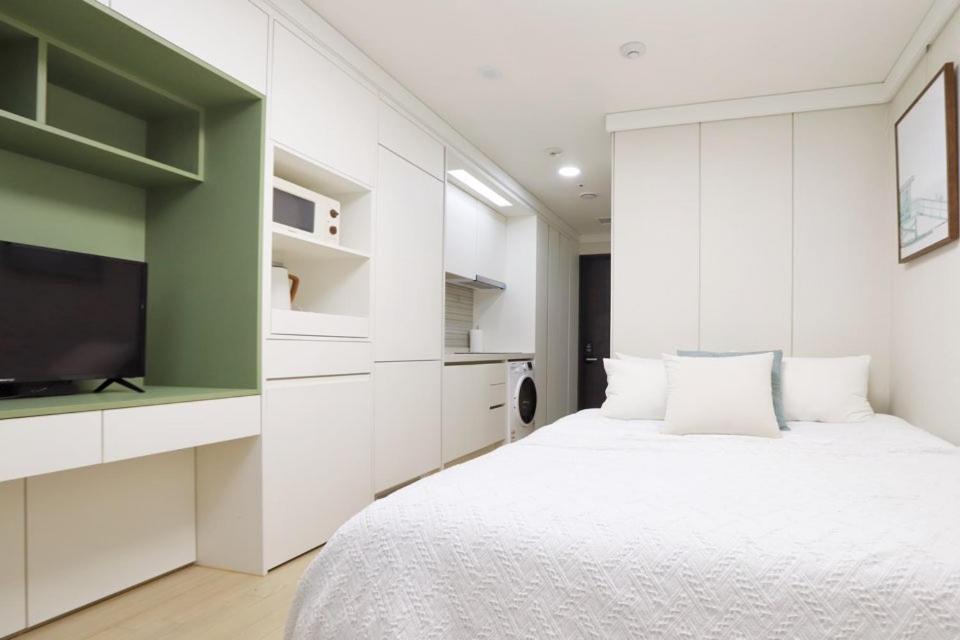 Apartment The Share Myeongdong Seoul Exterior photo